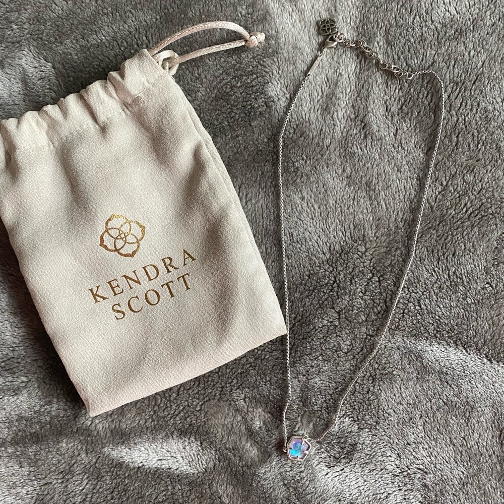 Kendra Scott necklace, gray chain, single stone